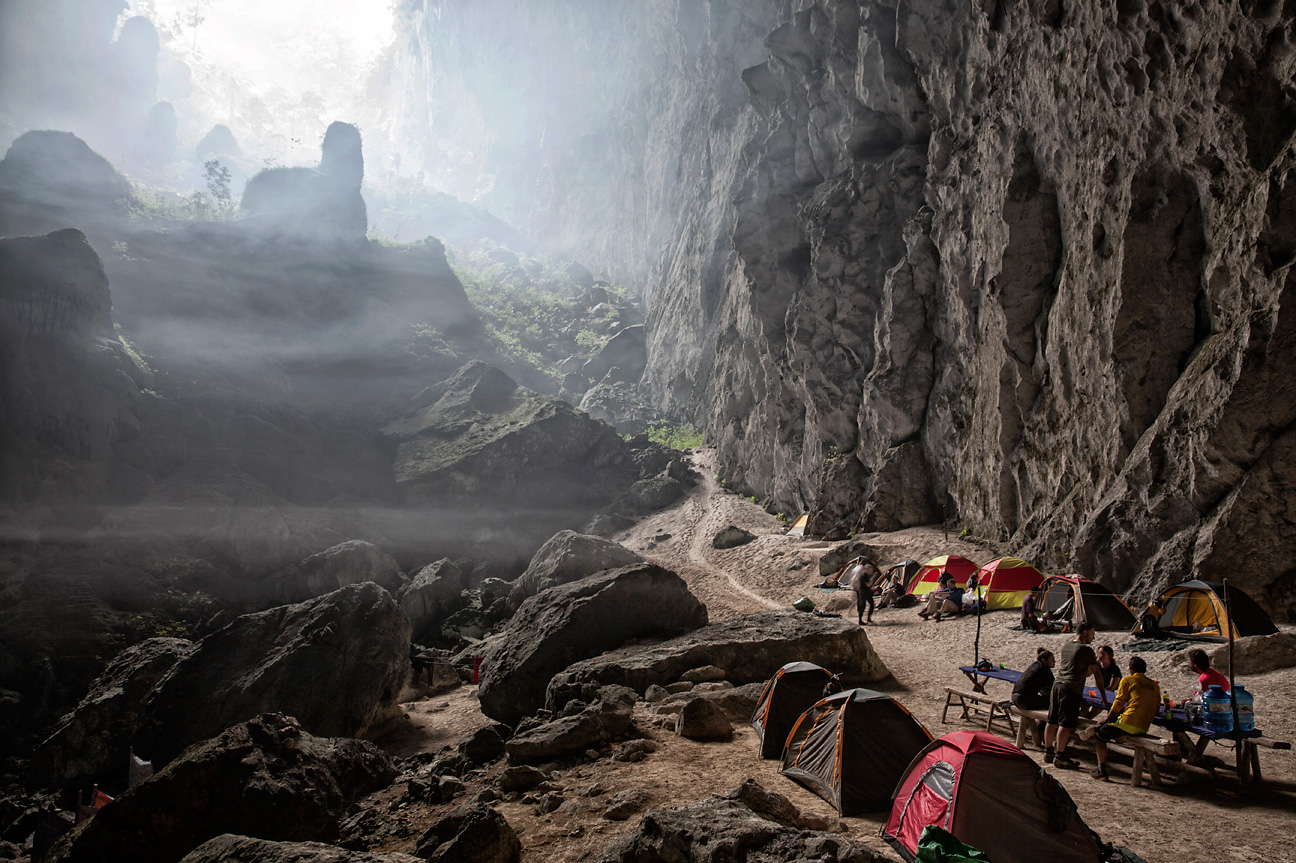 Camp bei der zweiten Doline “Garden of Edam” in Son Doong Cave.