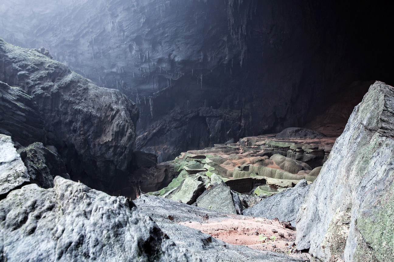 Unwirkliche Landschaften in der Son Doong Höhle